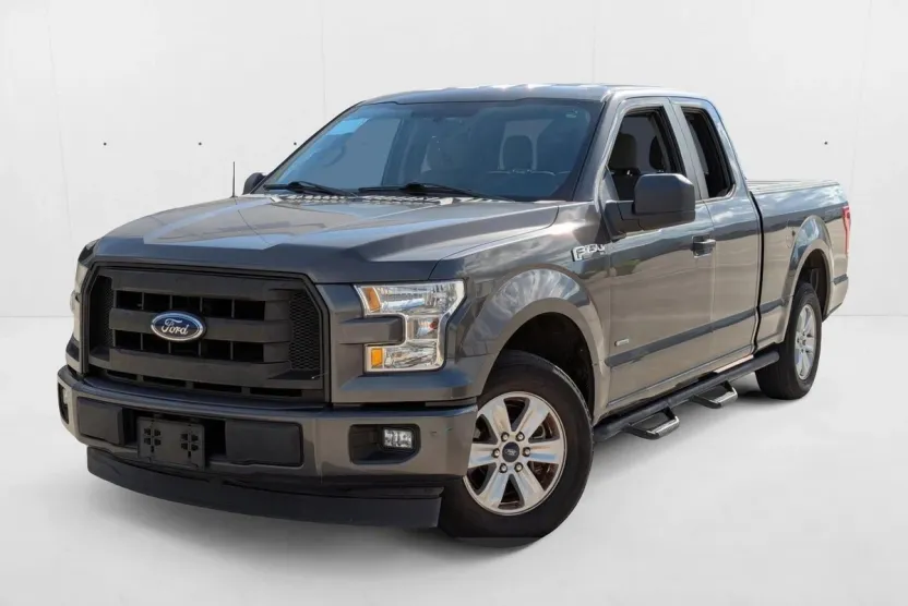 2017 Ford F-150 XL photo 1