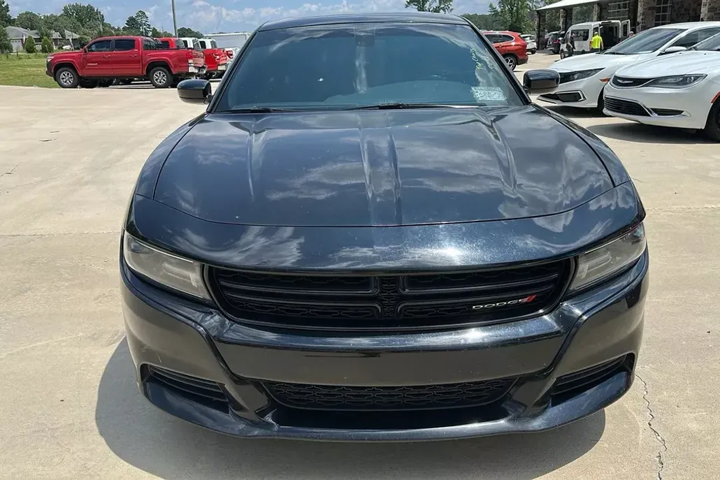 2020 Dodge Charger SXT photo 1