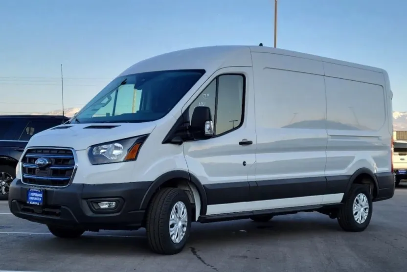 2022 Ford Transit photo 1