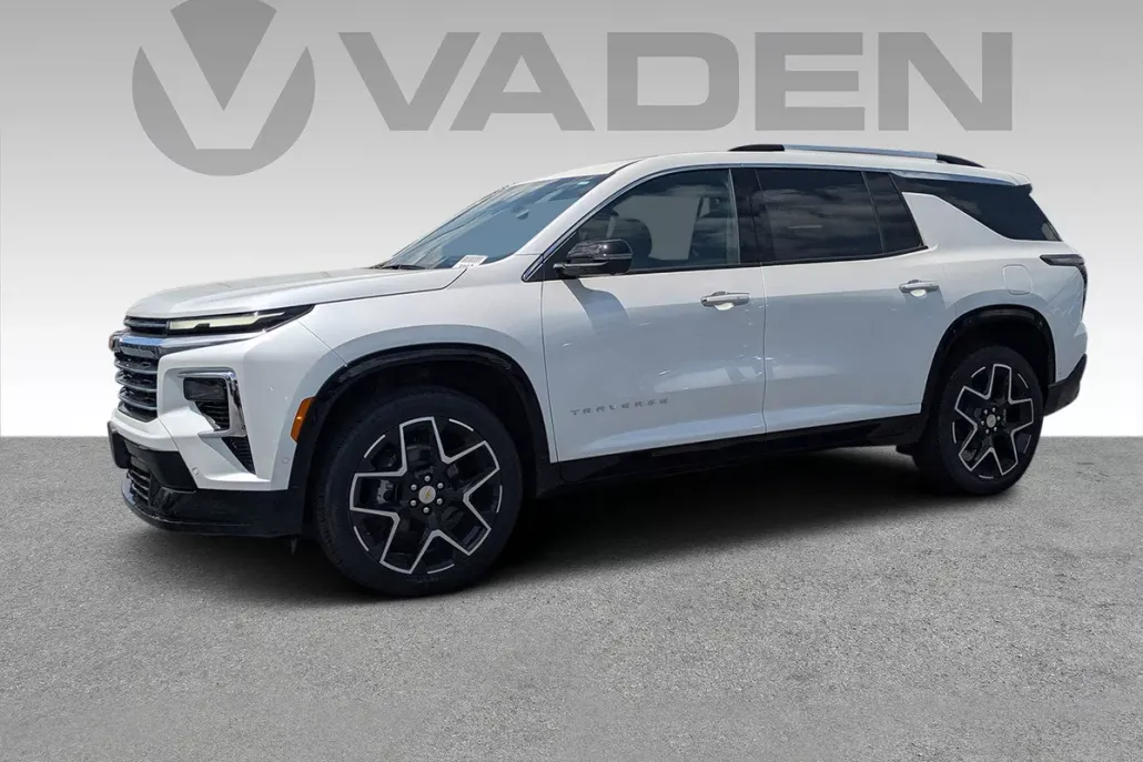2025 Chevrolet Traverse High Country photo 1