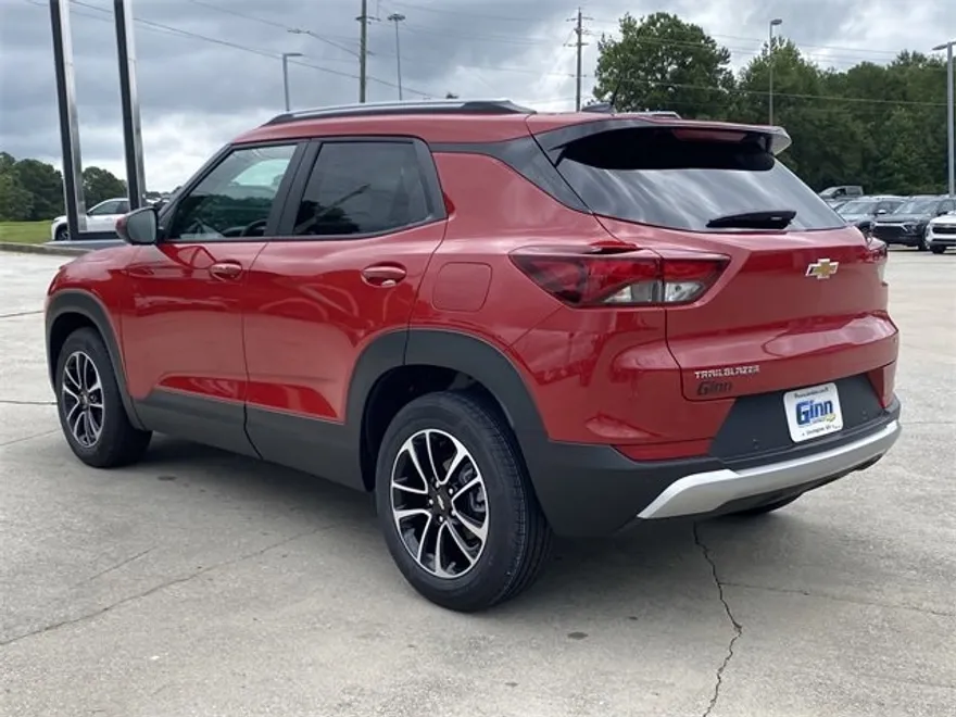 2026 Chevrolet Trailblazer LT photo 1