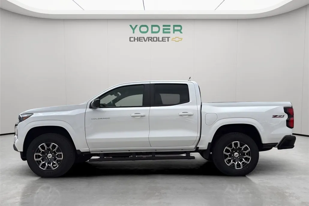 2026 Chevrolet Colorado Z71 photo 1