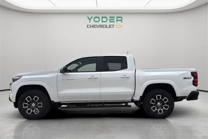 2026 Chevrolet Colorado Z71 photo 1