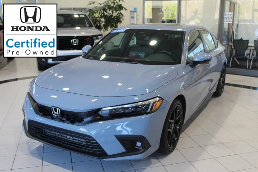 2023 Honda Civic Hatchback Sport Touring photo 1