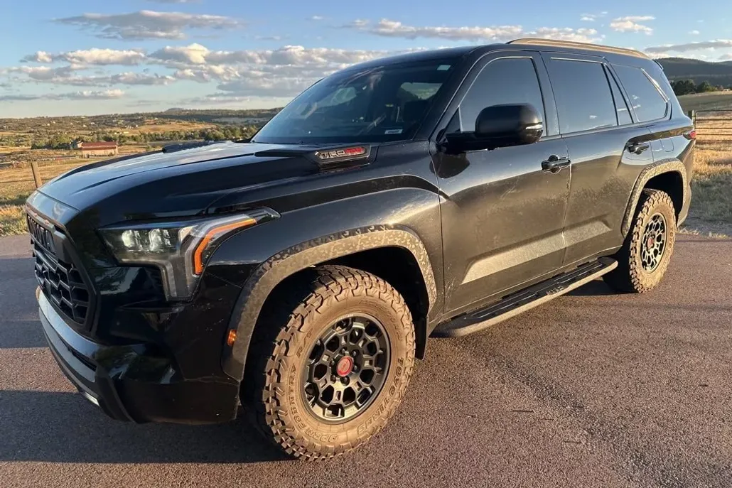 2023 Toyota Sequoia TRD Pro photo 1