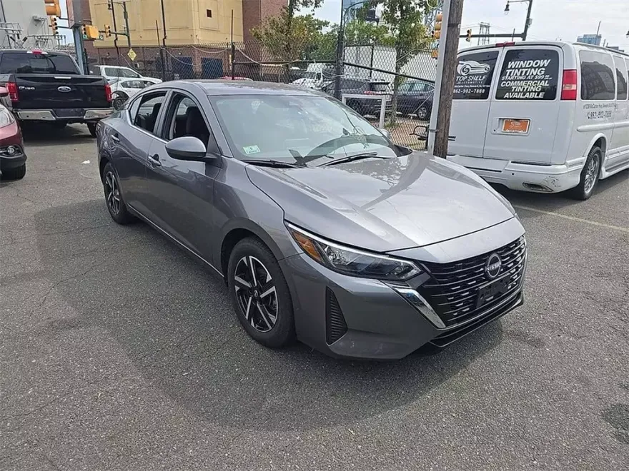 2024 Nissan Sentra SV photo 1