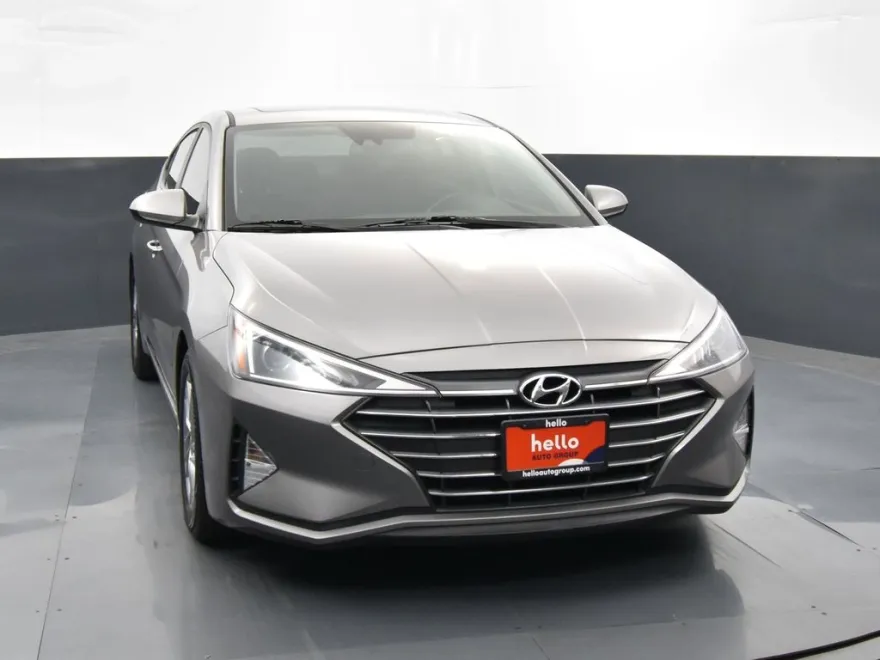2020 Hyundai Elantra Value Edition photo 1