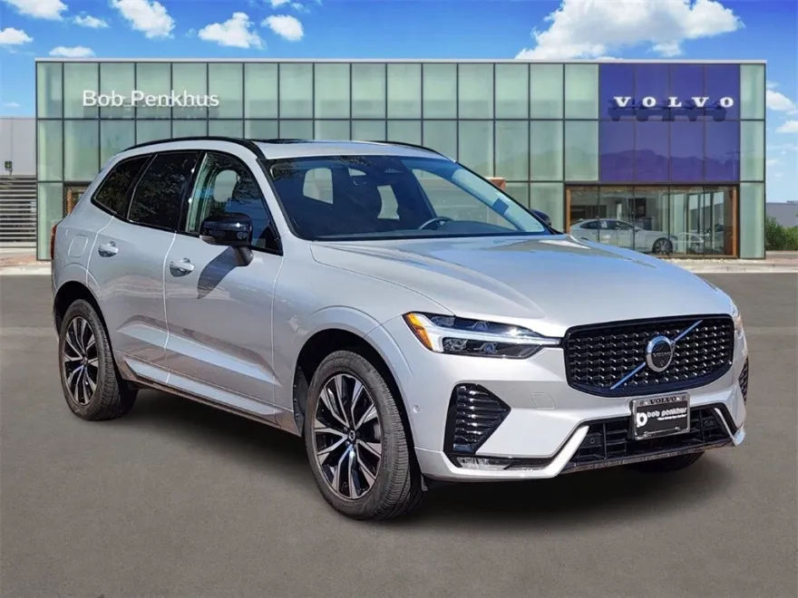 2025 Volvo XC60 B5 Plus photo 1