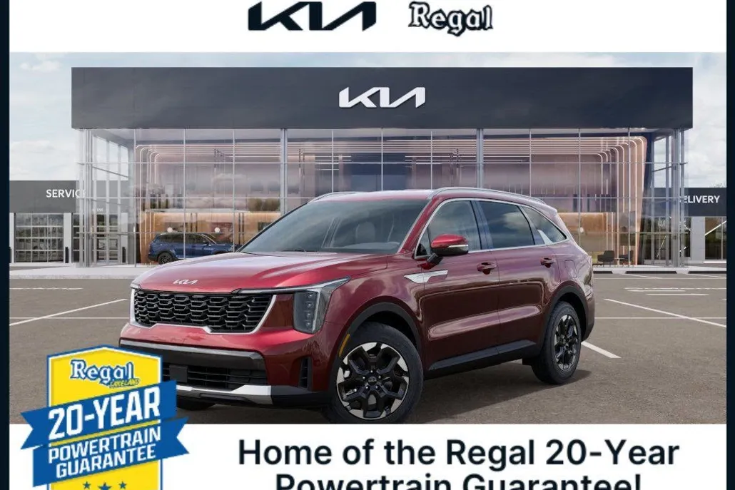 2025 Kia Sorento S photo 1