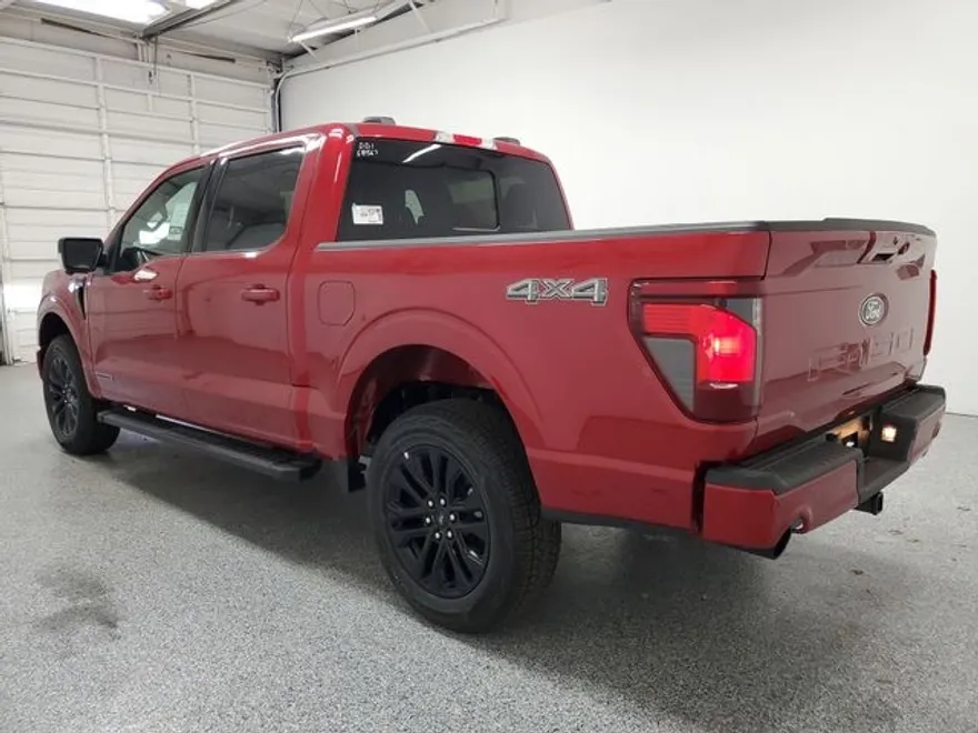 2025 Ford F-150 XLT photo 4
