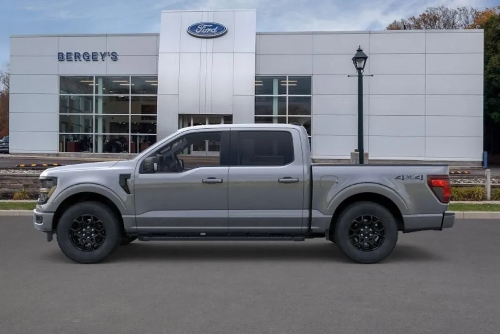 2025 Ford F-150 XLT photo 1