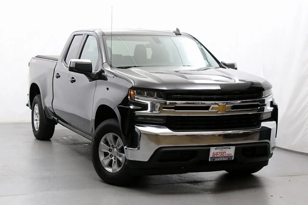 2019 Chevrolet Silverado 1500 LT photo 1
