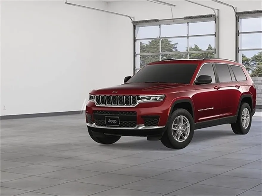 2025 Jeep Grand Cherokee Laredo photo 1