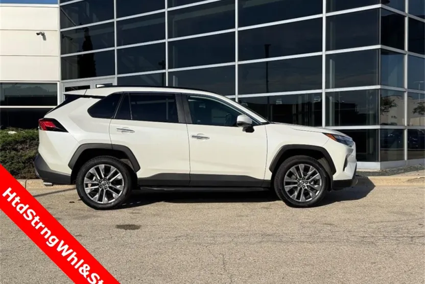 2022 Toyota RAV4 Limited photo 1