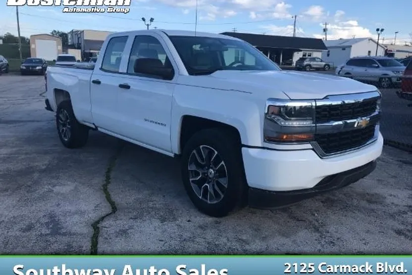 2016 Chevrolet Silverado 1500 photo 1