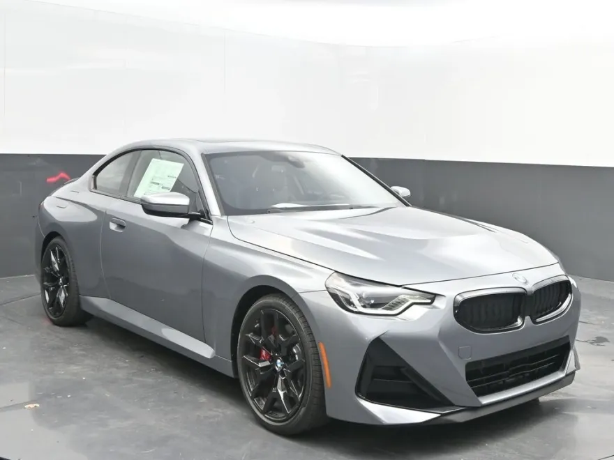 2025 Bmw 230i photo 1