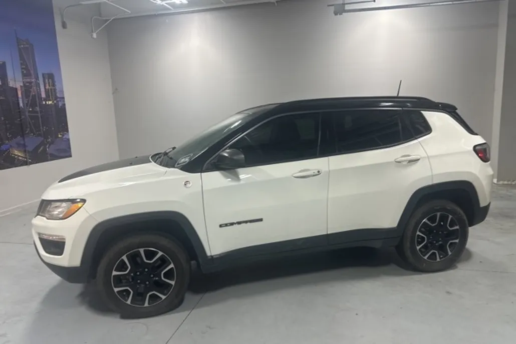 2020 Jeep Compass Trailhawk photo 1