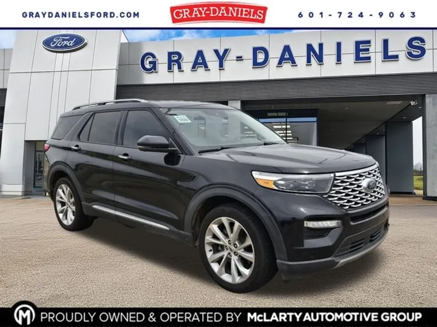 2022 Ford Explorer Platinum photo 1