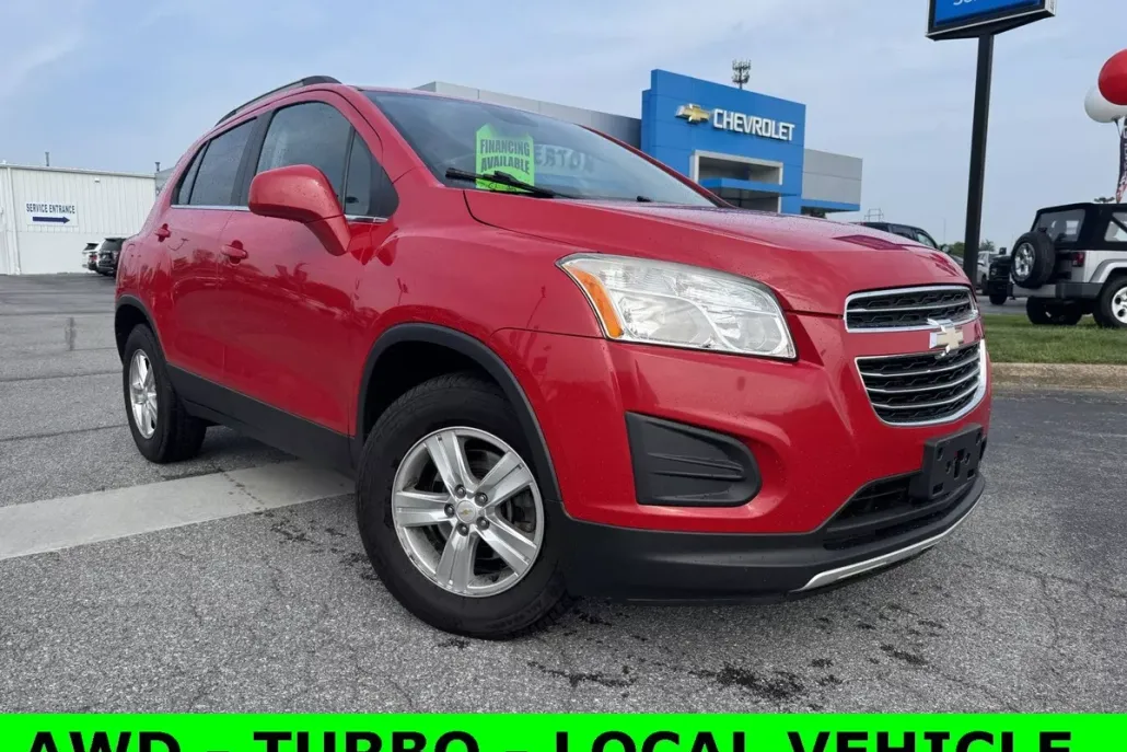 2015 Chevrolet Trax LT photo 1