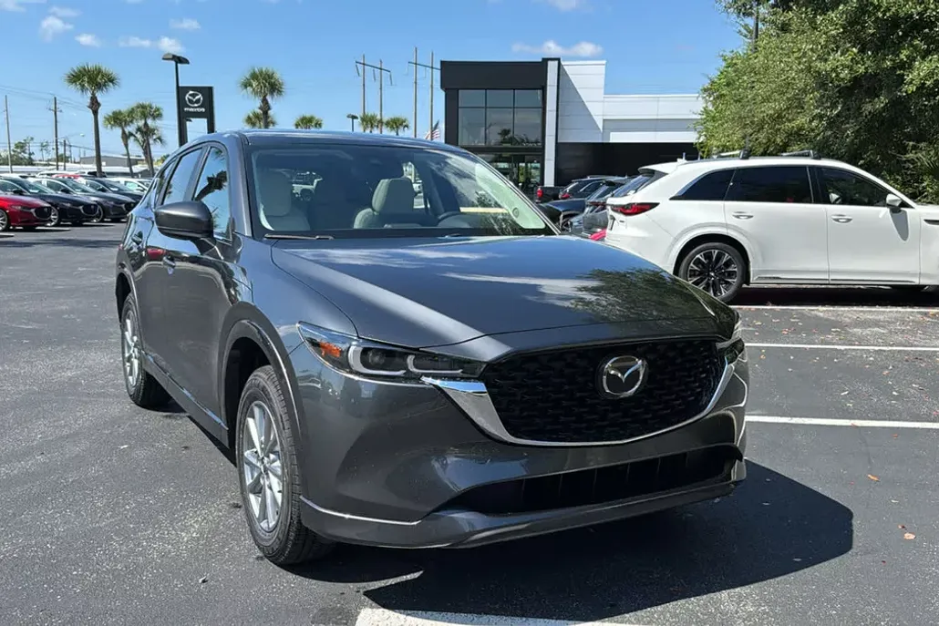 2025 Mazda CX-5 2.5 S Preferred photo 1