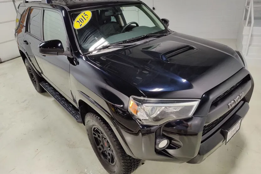 2015 Toyota 4Runner TRD Pro photo 1