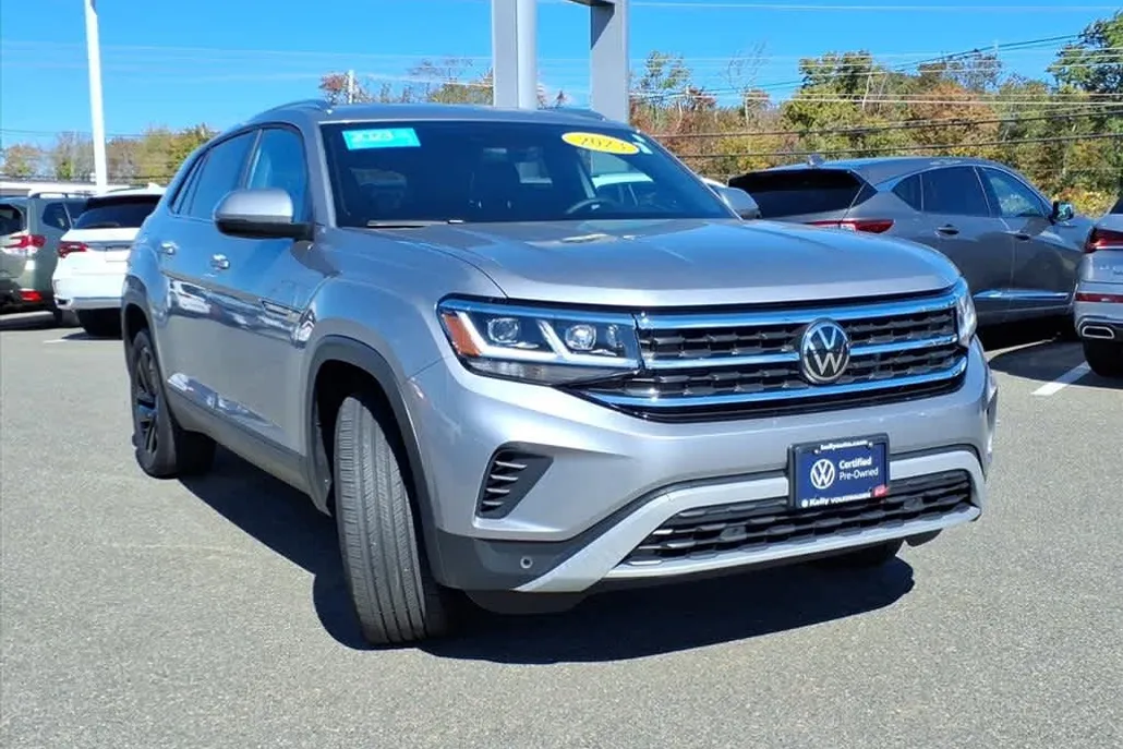 2023 Volkswagen Atlas Cross Sport V6 SE Technology photo 1