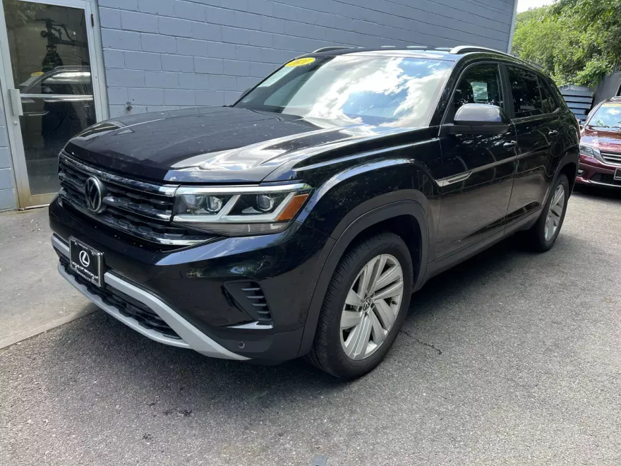 2021 Volkswagen Atlas Cross Sport SE Technology photo 1