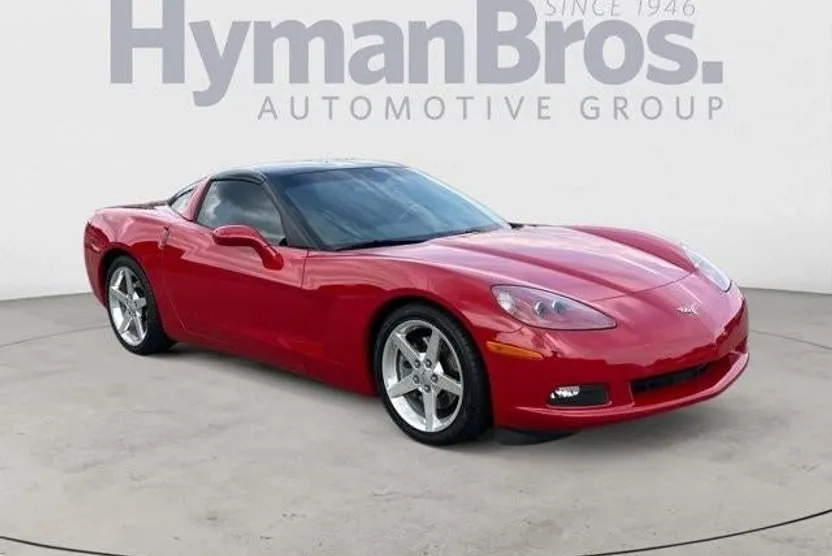 2005 Chevrolet Corvette Coupe photo 1