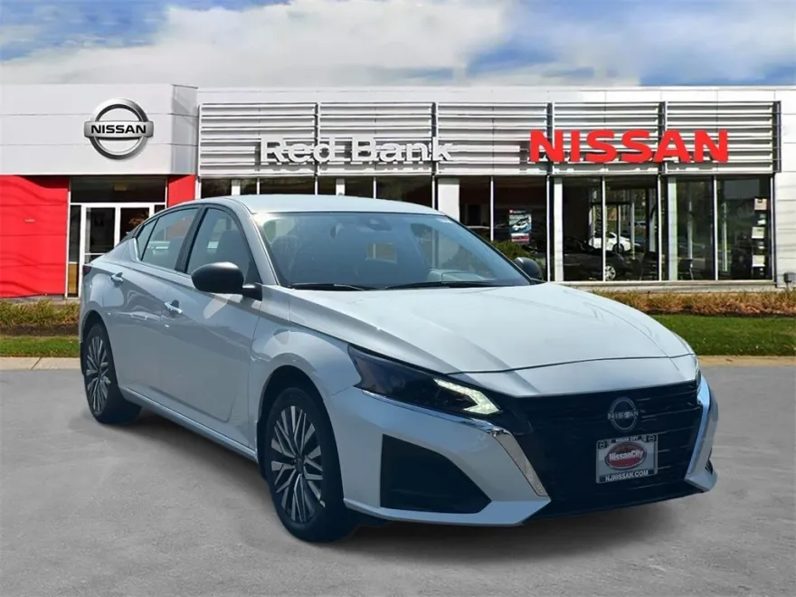 2025 Nissan Altima 2.5 SV photo 1