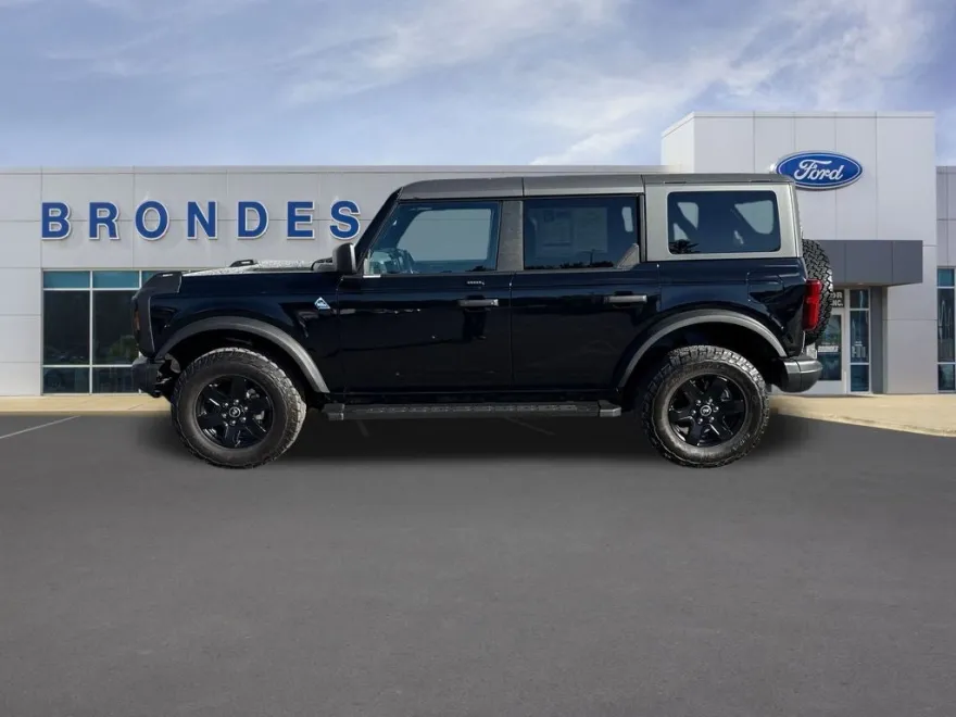 2022 Ford Bronco Base Big Bend Black Diamond Outer Banks photo 1