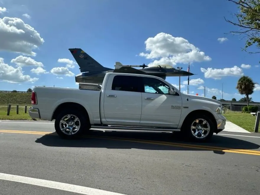2018 Ram 1500 Laramie photo 1
