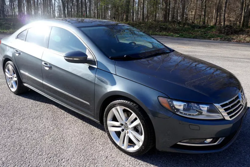 2013 Volkswagen CC Lux photo 1