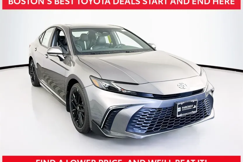 2026 Toyota Camry SE photo 1