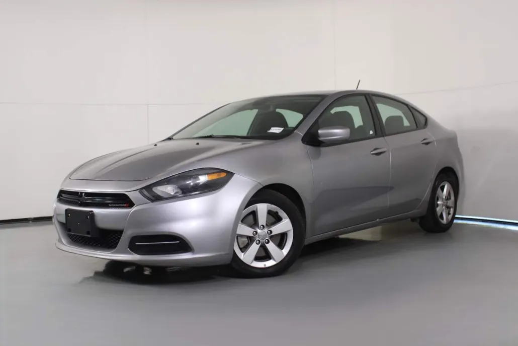 2016 Dodge Dart SXT photo 1