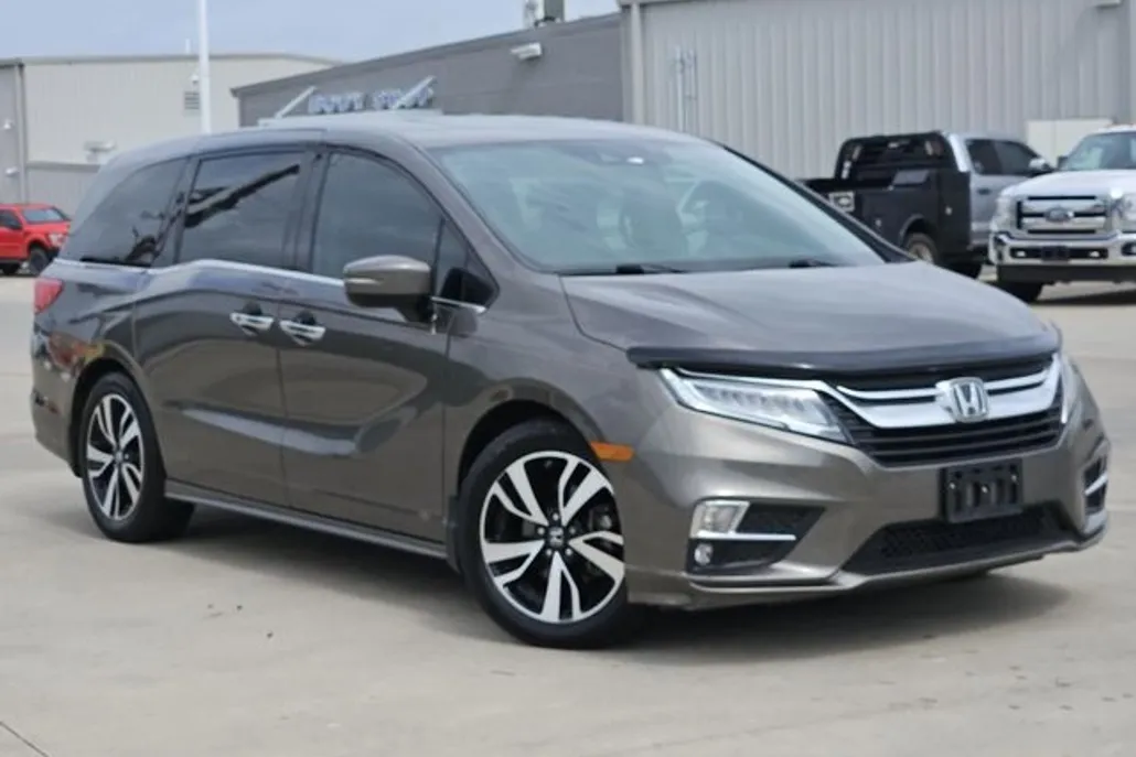 2019 Honda Odyssey Elite photo 1