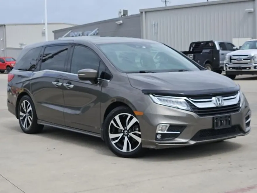 2019 Honda Odyssey Elite photo 1