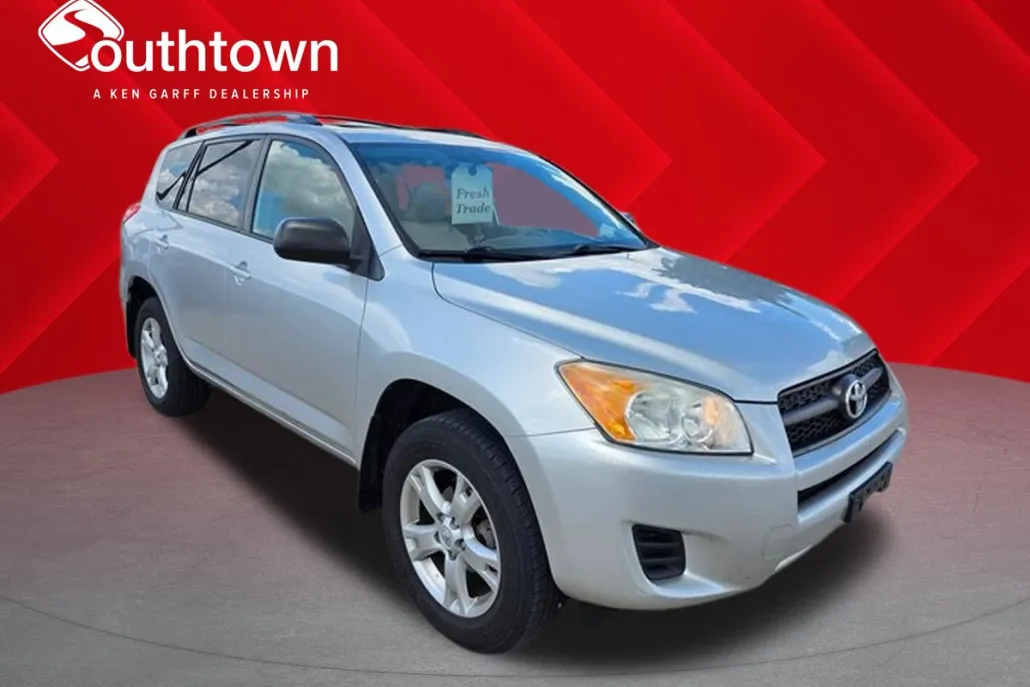 2011 Toyota RAV4 Base photo 1