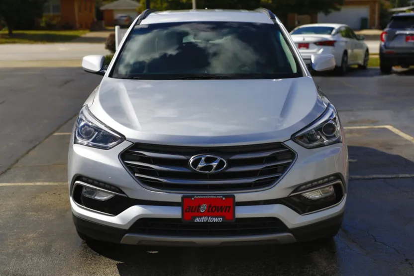 2017 Hyundai Santa Fe Sport photo 1