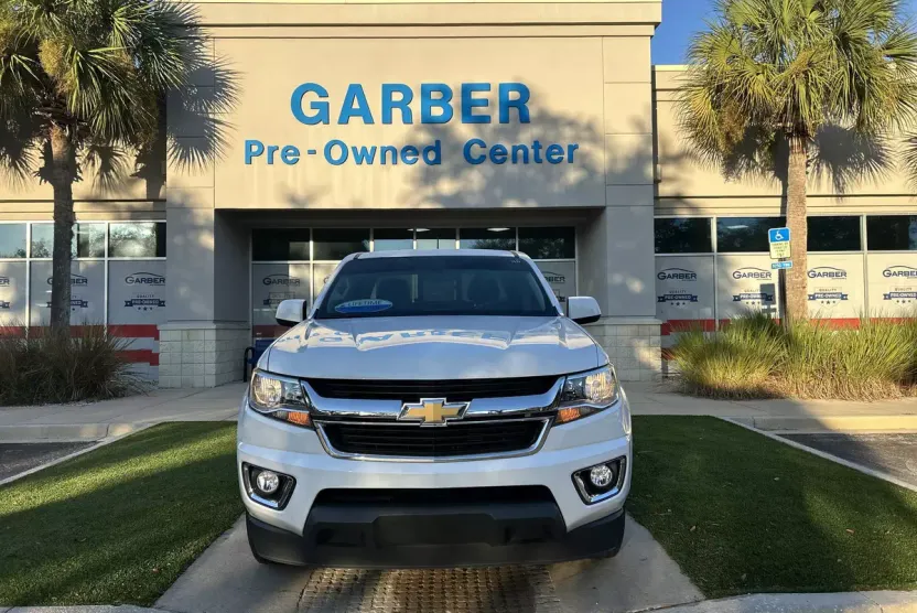 2020 Chevrolet Colorado LT photo 1