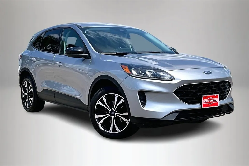 2022 Ford Escape SE photo 1