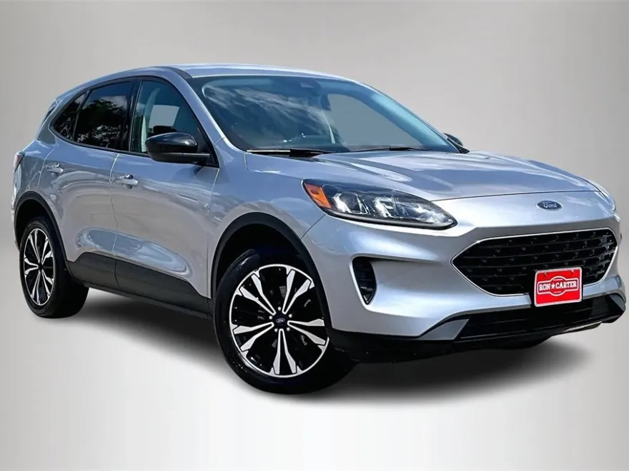 2022 Ford Escape SE photo 1
