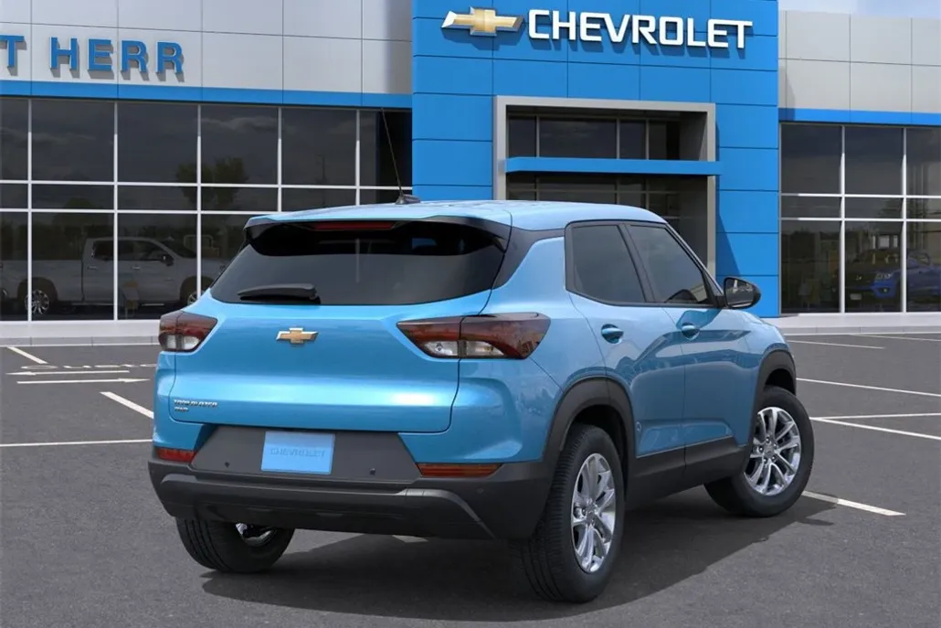 2026 Chevrolet Trailblazer LS photo 1