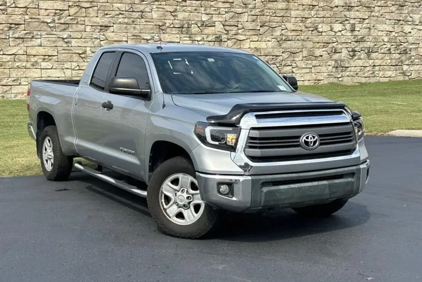 2014 Toyota Tundra SR5 Double Cab photo 1