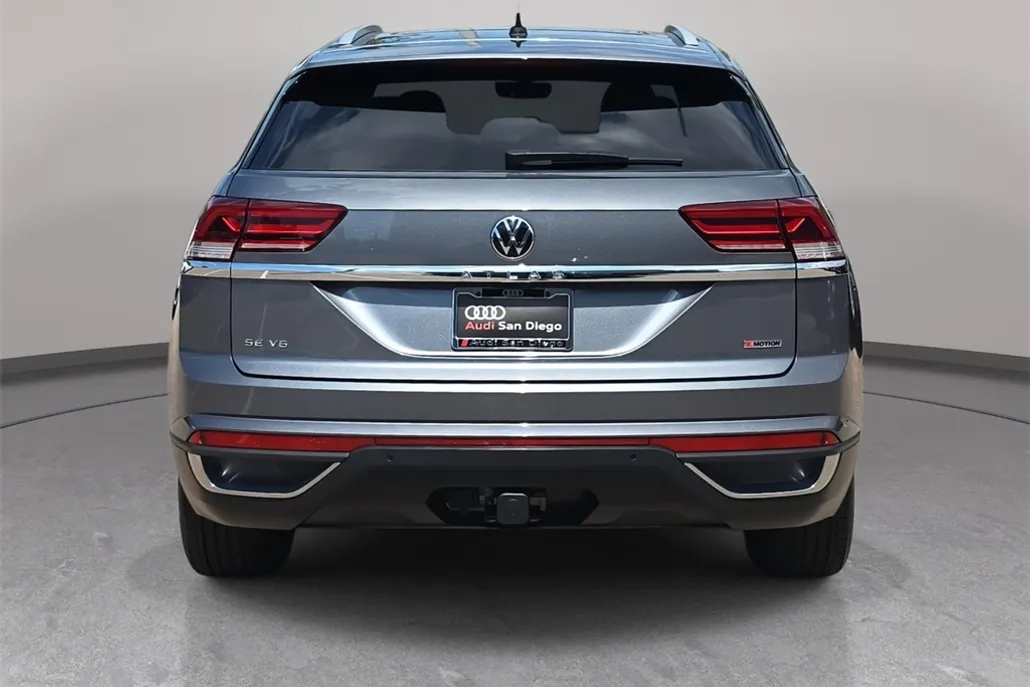 2022 Volkswagen Atlas Cross Sport V6 SE Technology photo 1