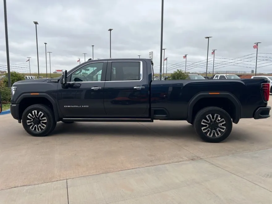 2024 Gmc Sierra HD Denali Ultimate photo 1