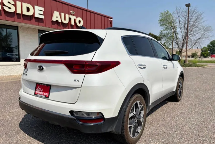 2020 Kia Sportage EX photo 1