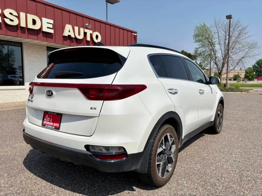 2020 Kia Sportage EX photo 1