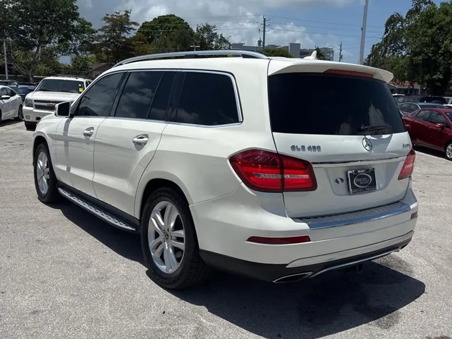 2017 Mercedes Benz GLS 450 4MATIC photo 1