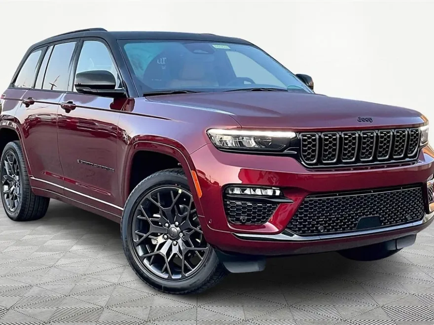 2025 Jeep Grand Cherokee Summit photo 1