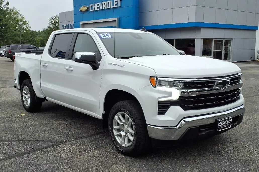 2024 Chevrolet Silverado 1500 LT photo 1